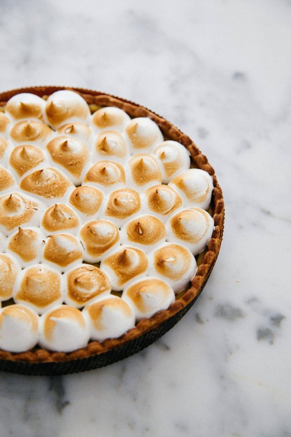 Quels sont les secrets pour une tarte au citron meringuée avec une meringue italienne ?